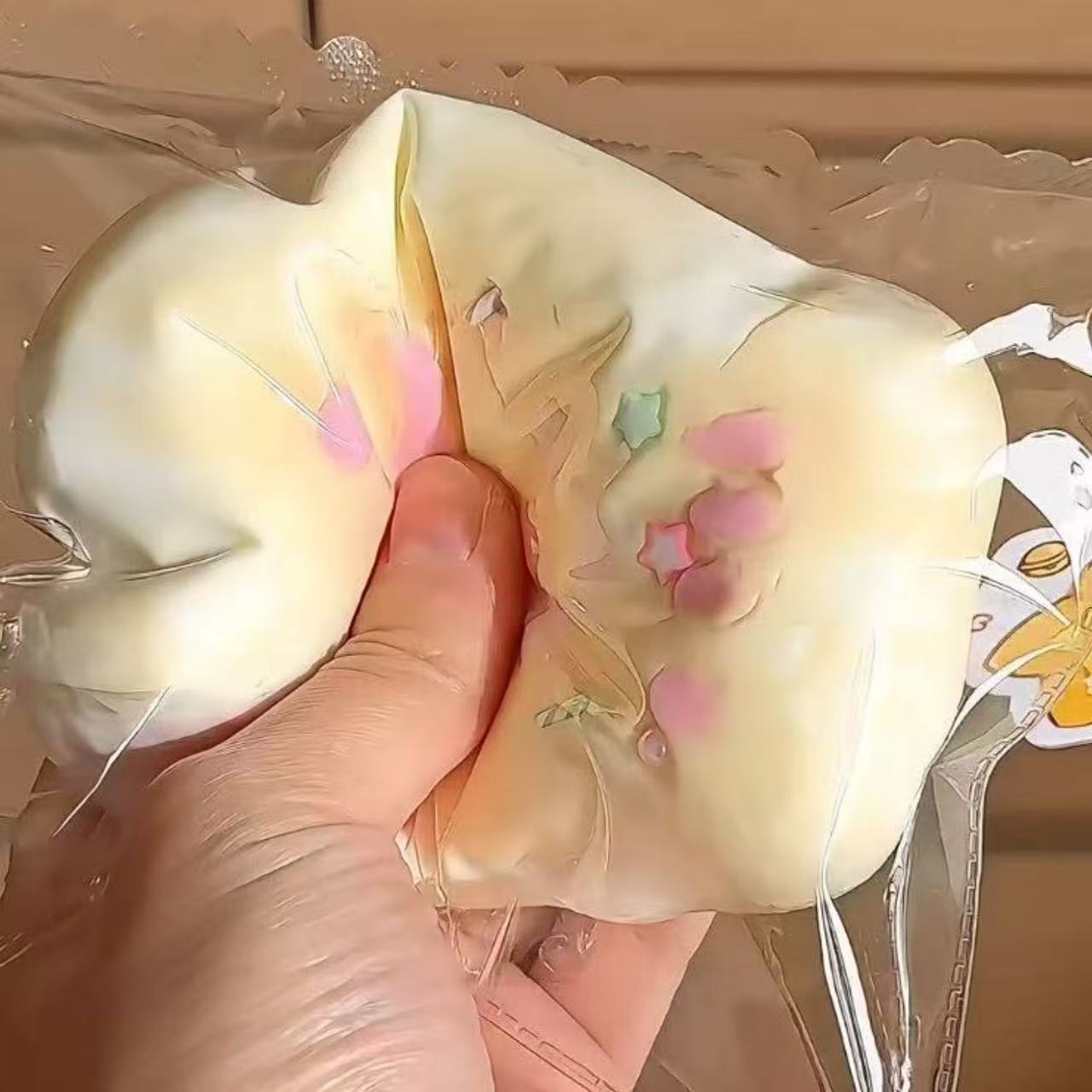 クリーム スクイーズ PVC包装 150g
