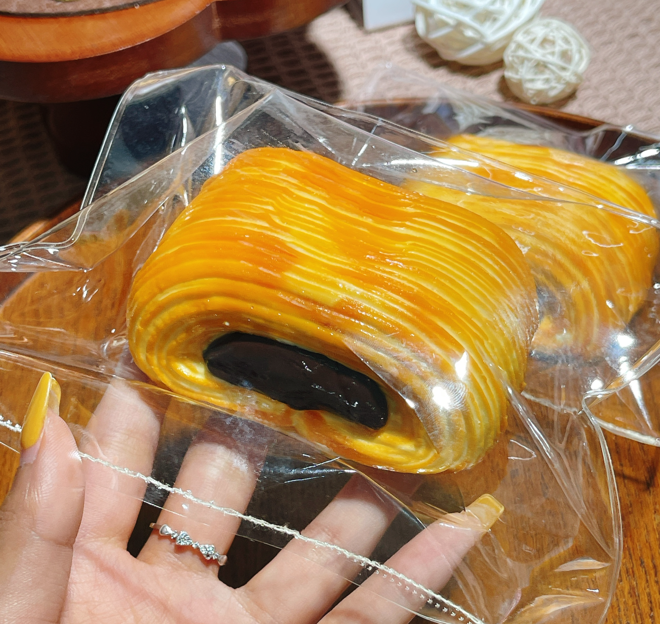 炭焼き系 スクイーズ 約160g PVC包装