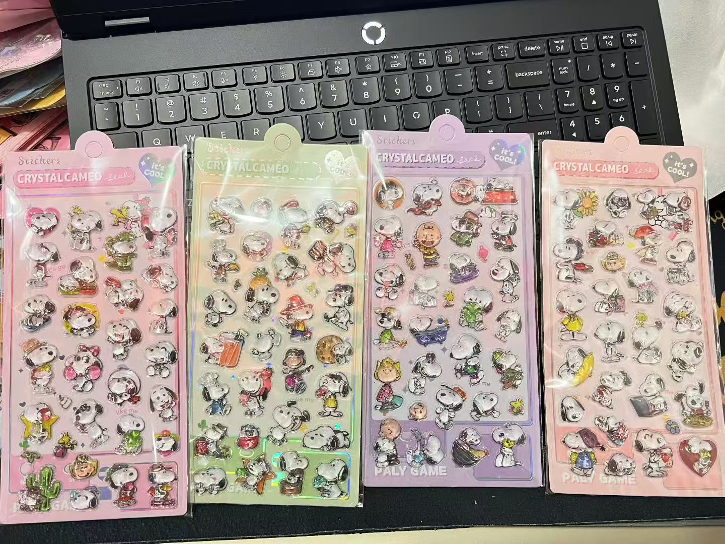 AA💖スヌーピー硬いシール4種類 opp包装