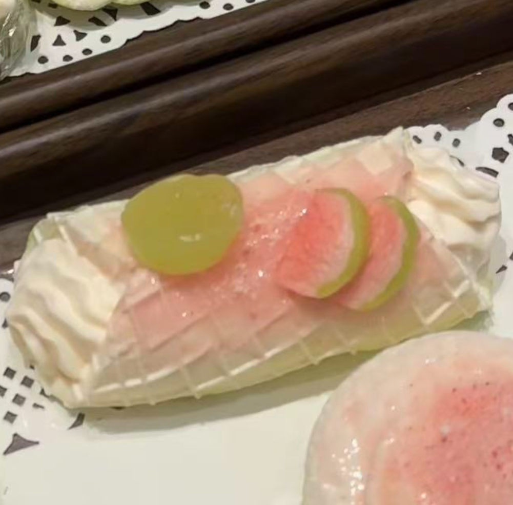 💖 P グアバ系 低反発 クリーム スクイーズ   約220g PVC包装