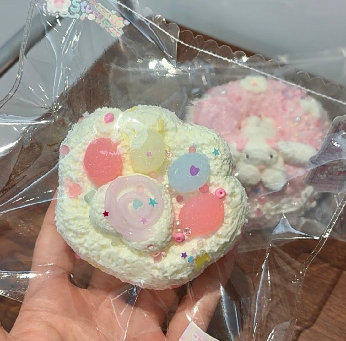 💖xixi Studio  虹 猫爪 約210g 低反発 クリーム スクイーズ  PVC包装