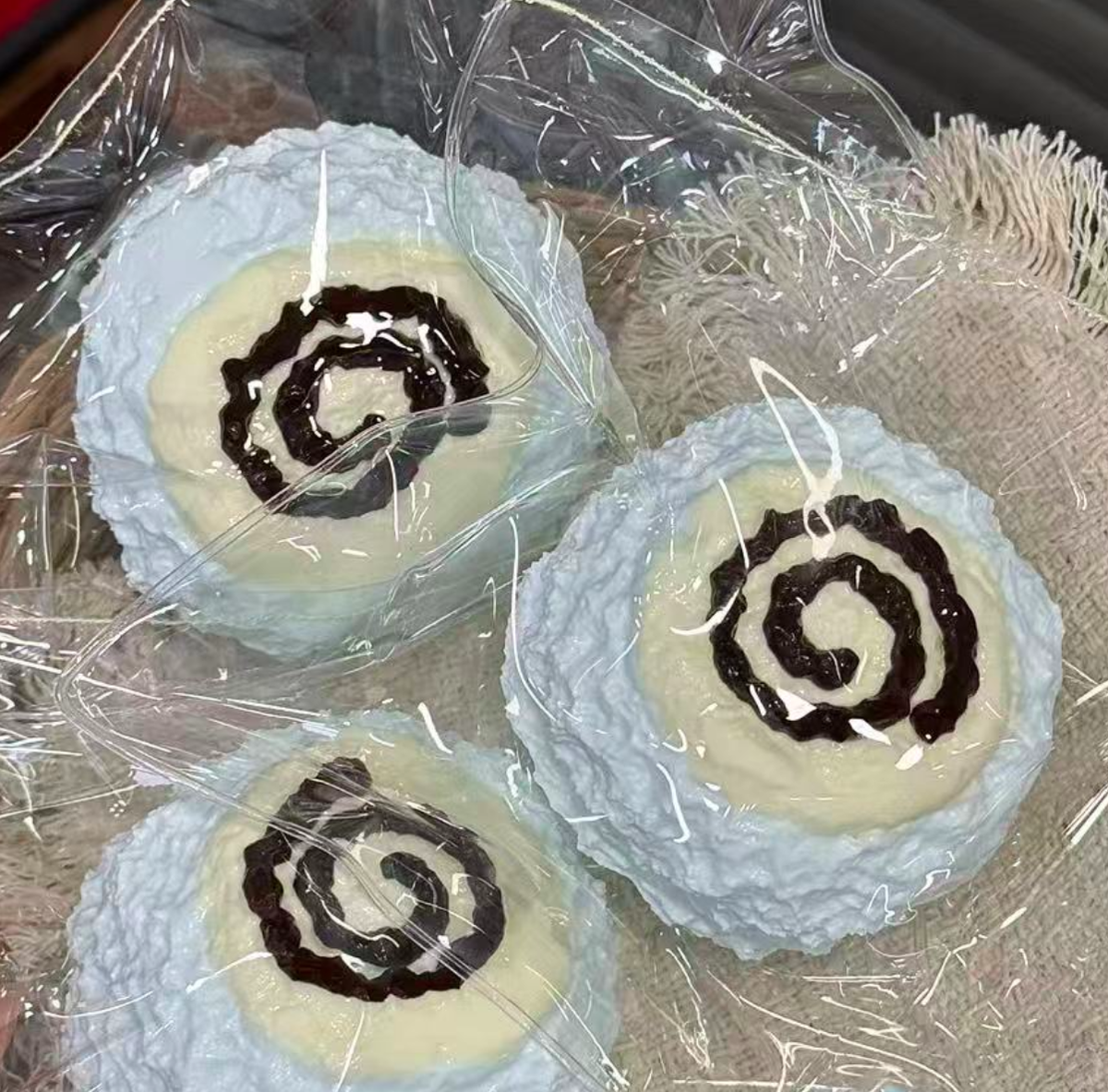 クリーム スクイーズ  約180g  PVC包装