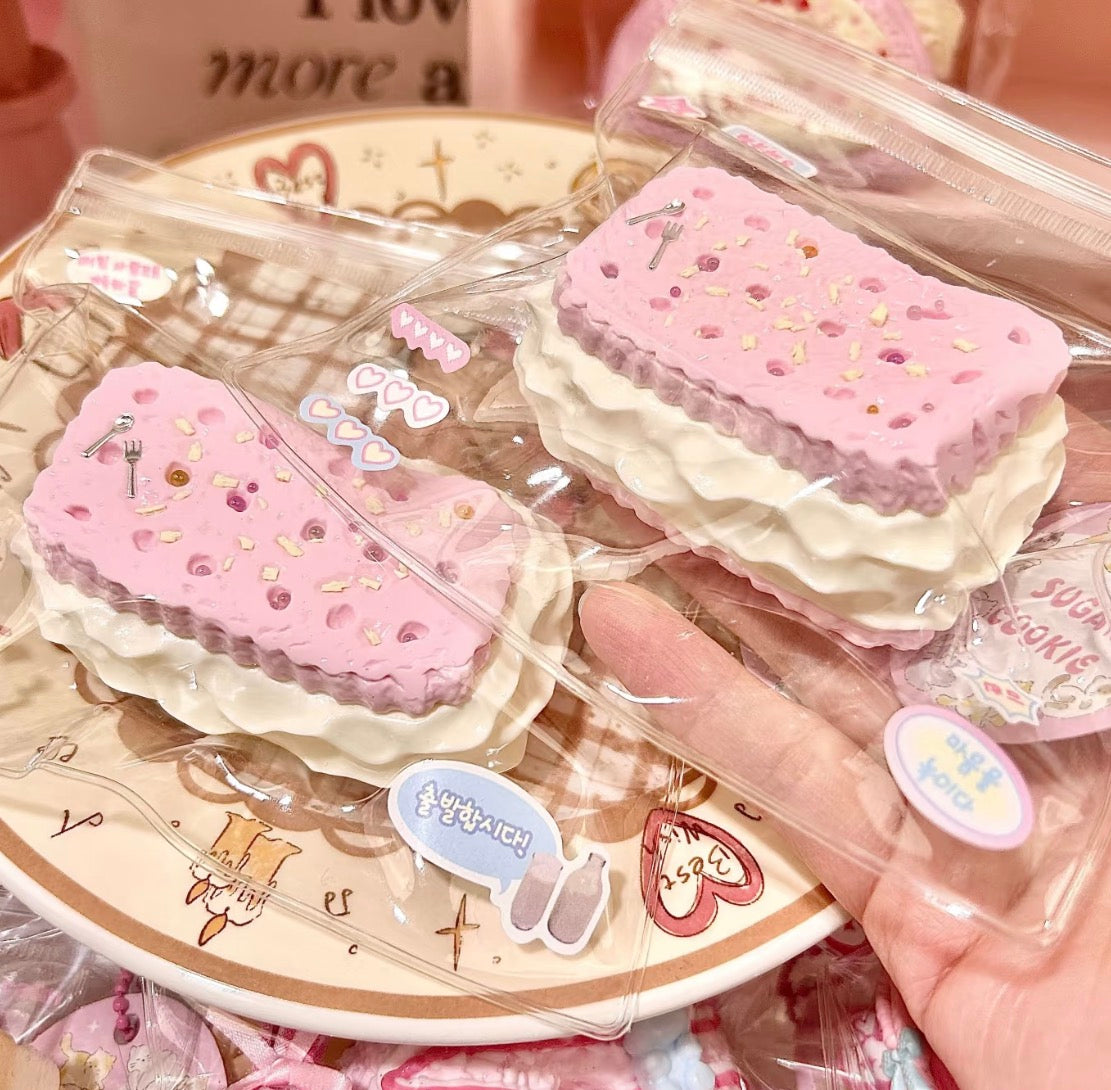 💖SugarCookie 約165g 低反発 クリーム スクイーズ  PVC包装