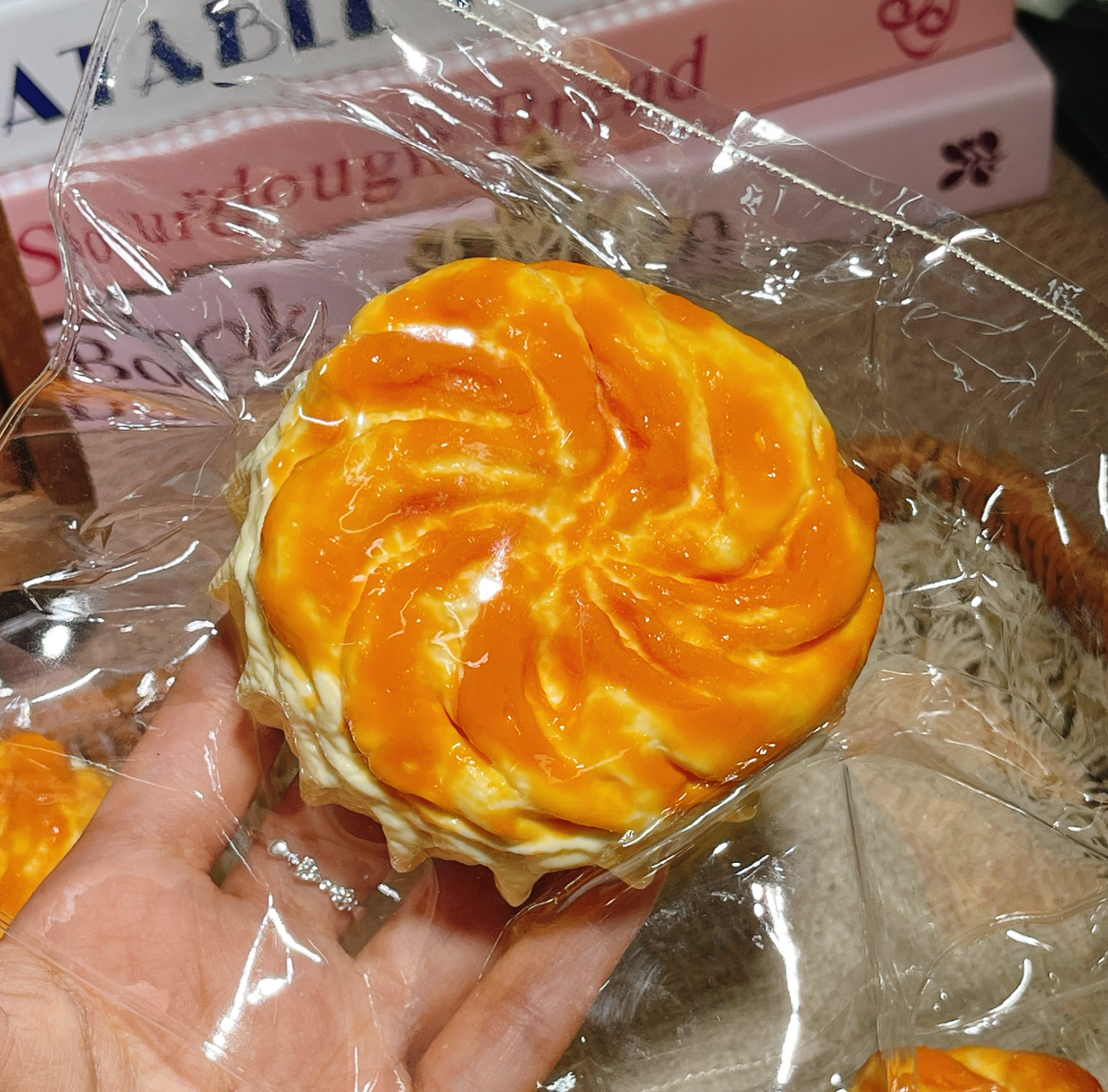 炭焼き系  スクイーズ   約200g PVC包装