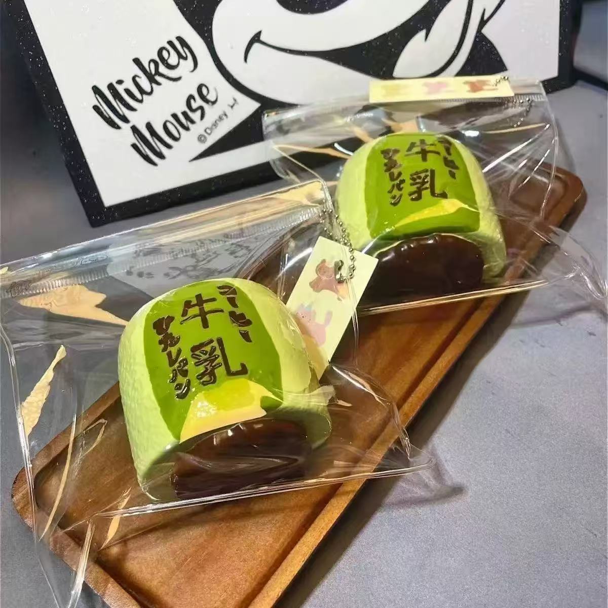 💖大人気おすすめ ソフトクリーム スクイーズ サイズ：約8.5*8.5*4.5cm 220g