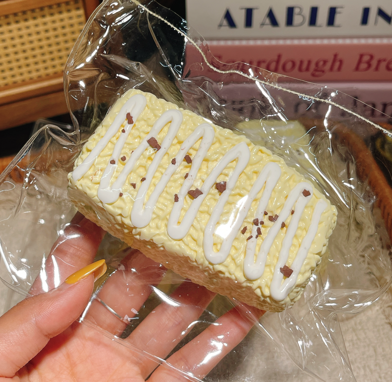 クリーム スクイーズ  約180g  PVC包装