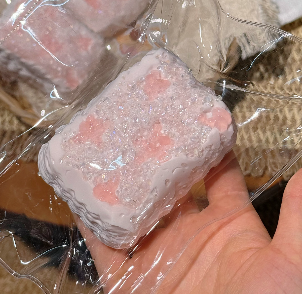 クリーム スクイーズ  約180g  PVC包装