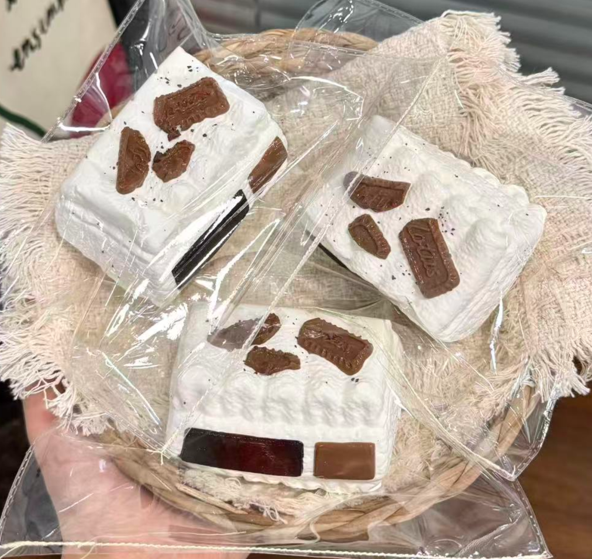 💖 低反発 クリーム スクイーズ  約190g  PVC包装