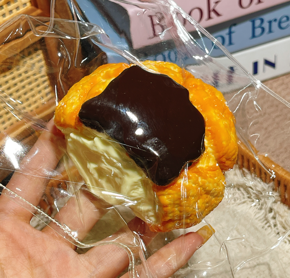クリーム スクイーズ 2色  約180g  PVC包装